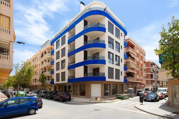 2-Bedroom Apartment in Estacion de Autobuses, Torrevieja