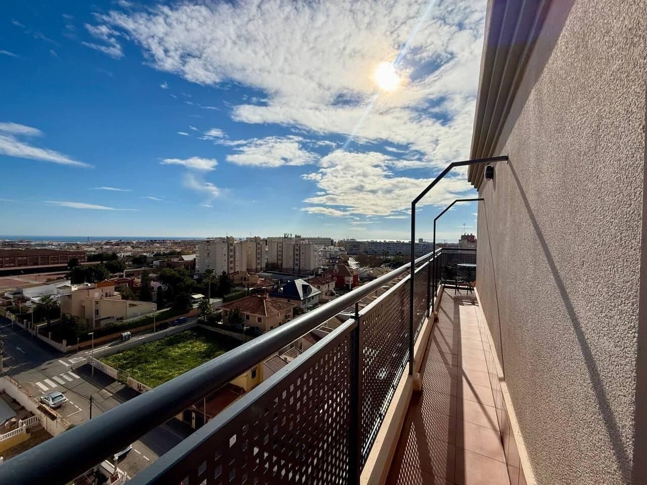 1-Bedroom Penthouse in Playa del Cura, Torrevieja - 15
