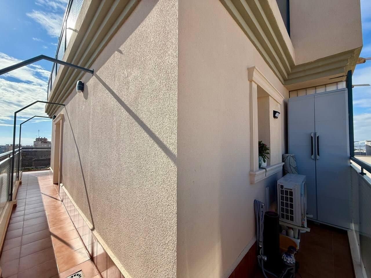 1-Bedroom Penthouse in Playa del Cura, Torrevieja - 37