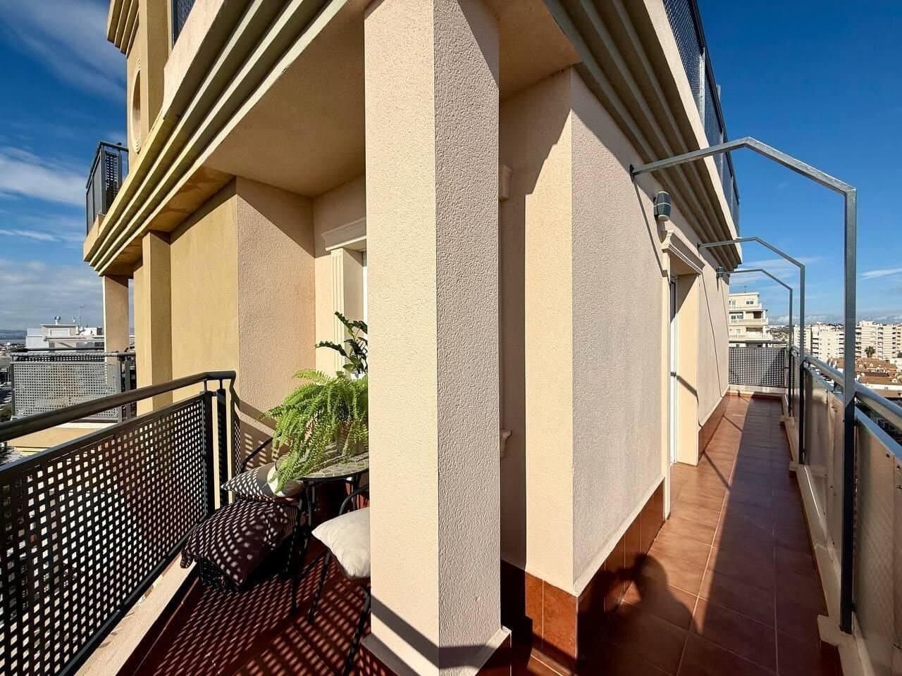 1-Bedroom Penthouse in Playa del Cura, Torrevieja - 39