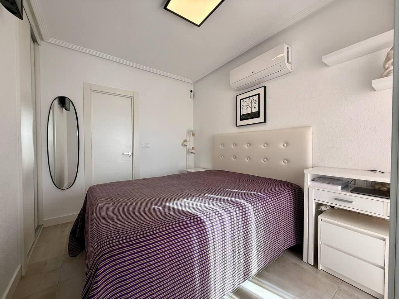 1-Bedroom Penthouse in Playa del Cura, Torrevieja - 4