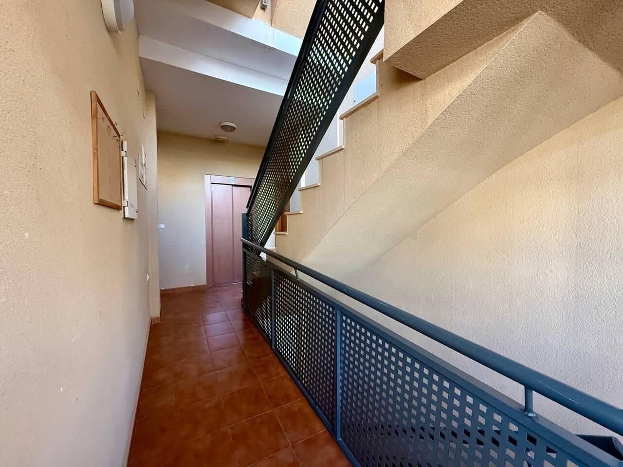 1-Bedroom Penthouse in Playa del Cura, Torrevieja - 47