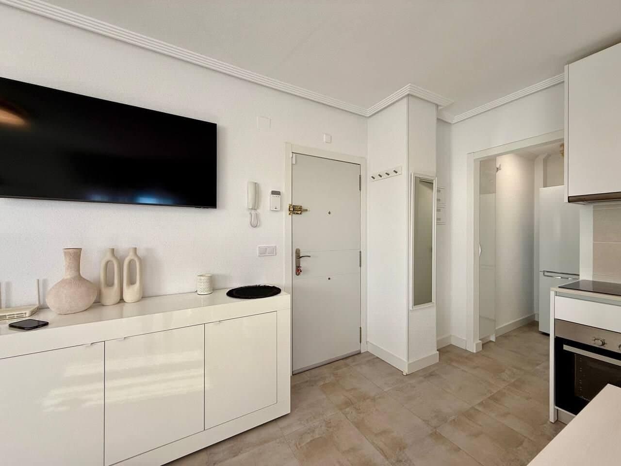 1-Bedroom Penthouse in Playa del Cura, Torrevieja - 7