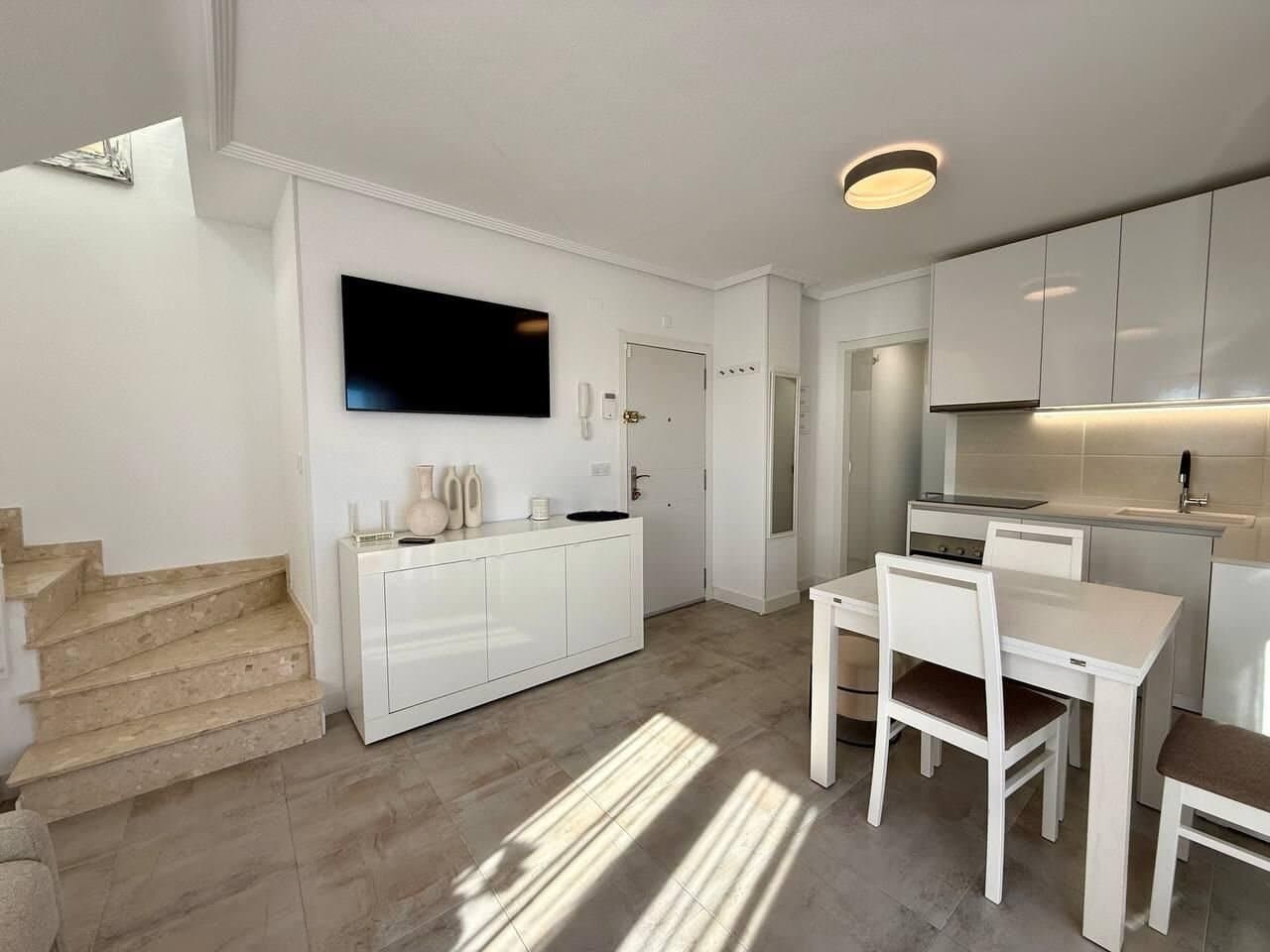 1-Bedroom Penthouse in Playa del Cura, Torrevieja - 8