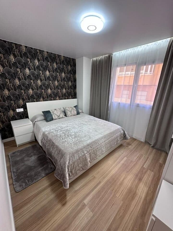 2-Bedroom Apartment in Playa del Cura, Torrevieja - 25