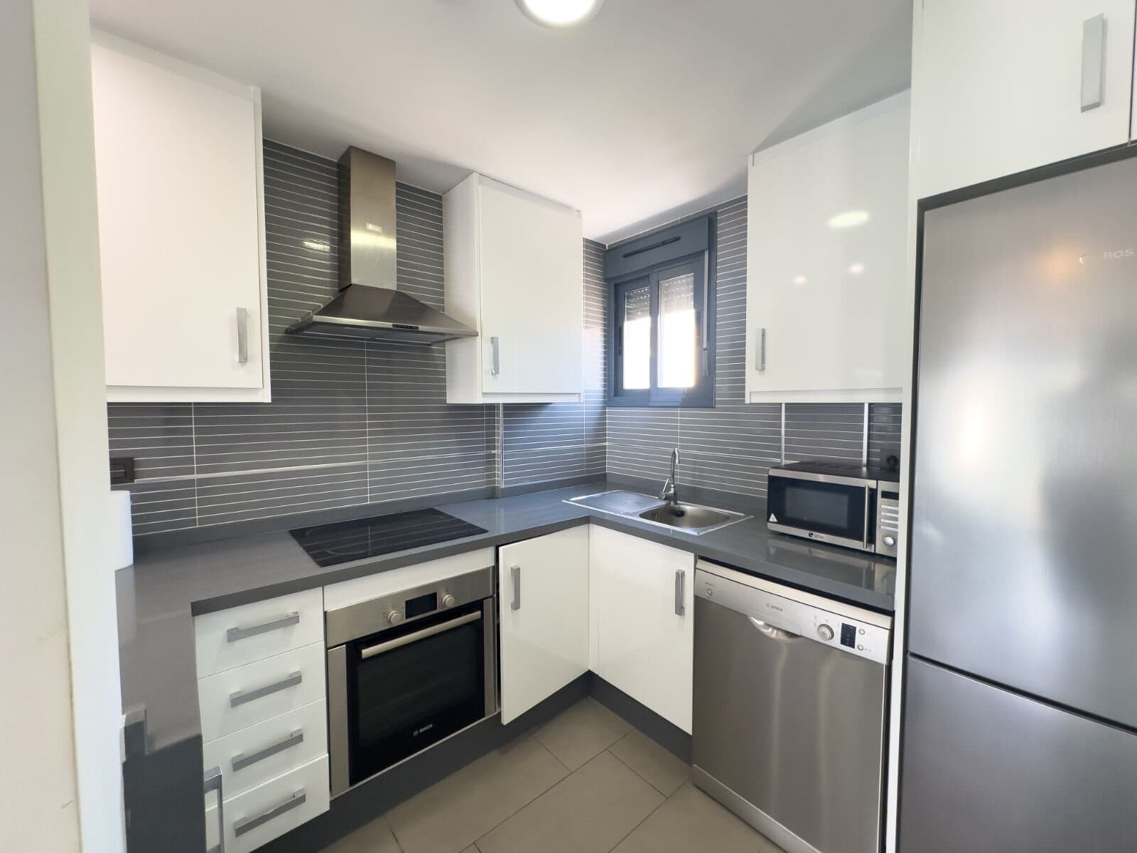 Apartamento de 2 Dormitorios en La Zenia, Orihuela Costa - 3