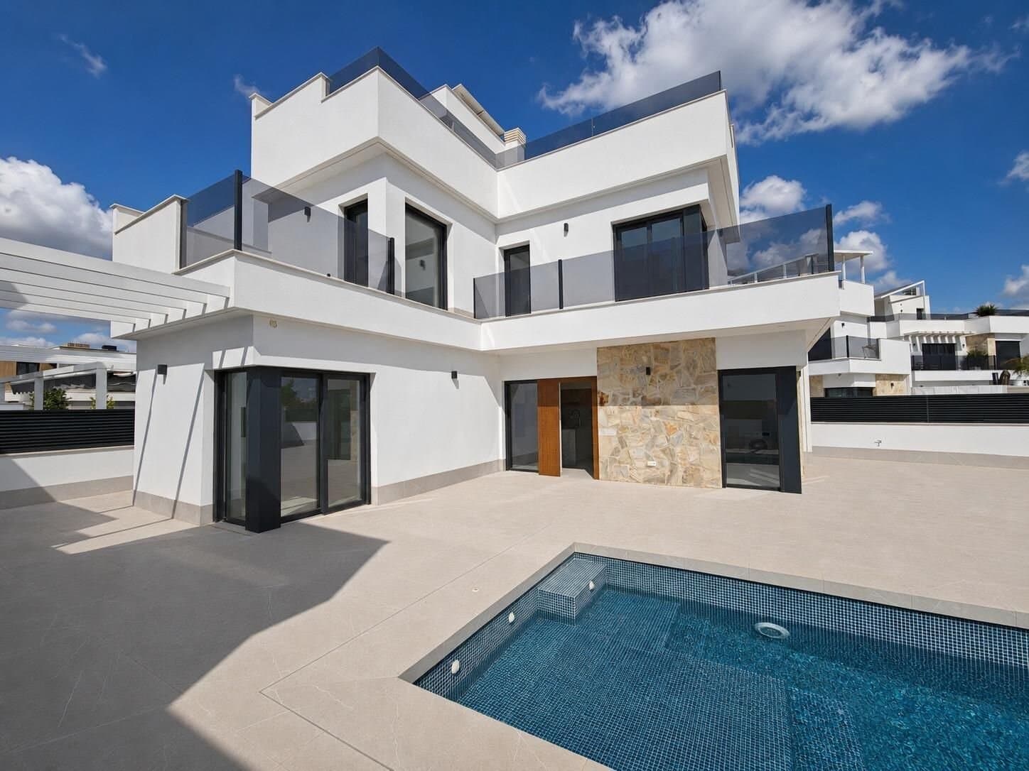 Villa de 6 Dormitorios en Los Alcázares