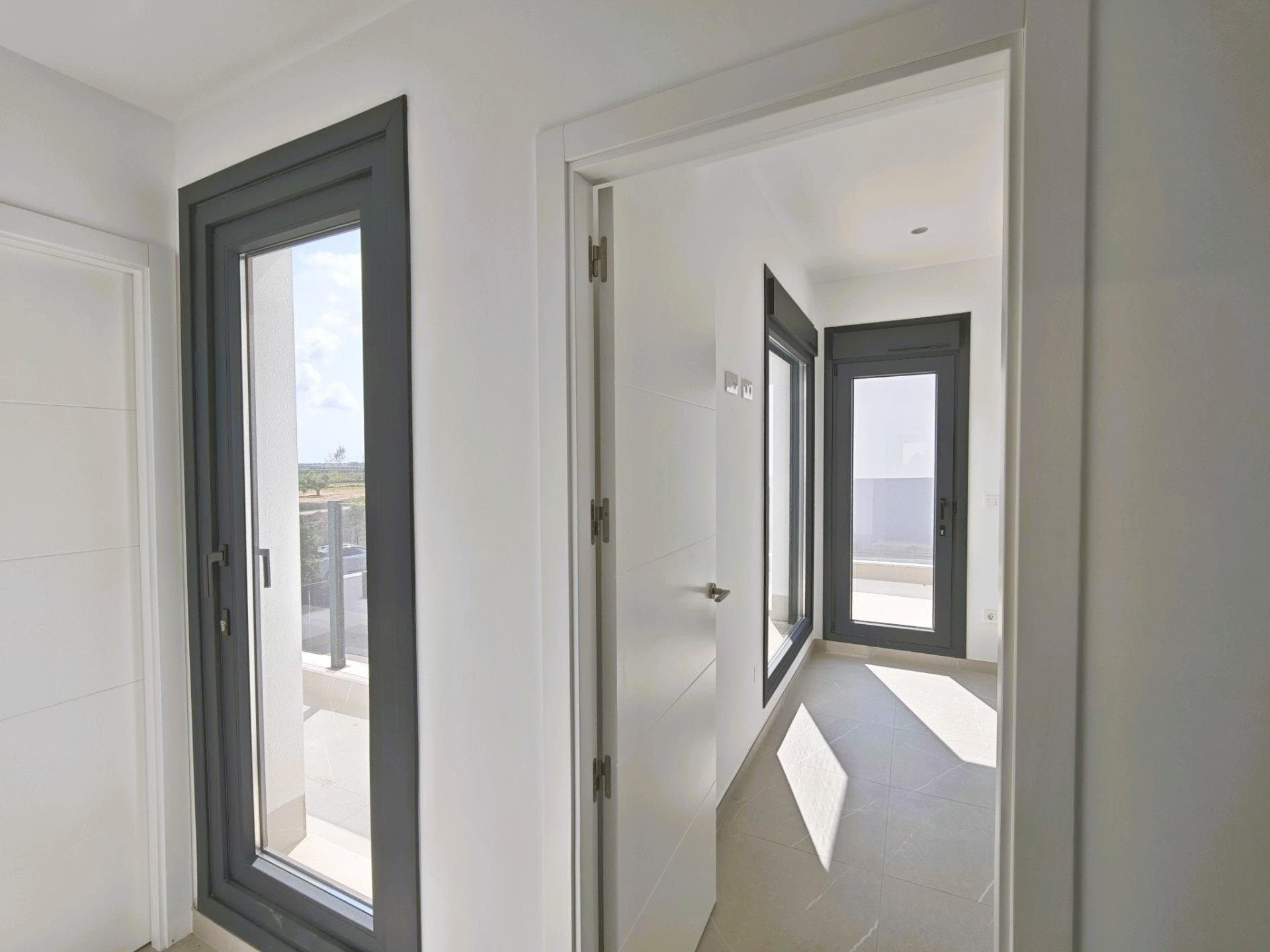 Villa de 6 Dormitorios en Los Alcázares - 28