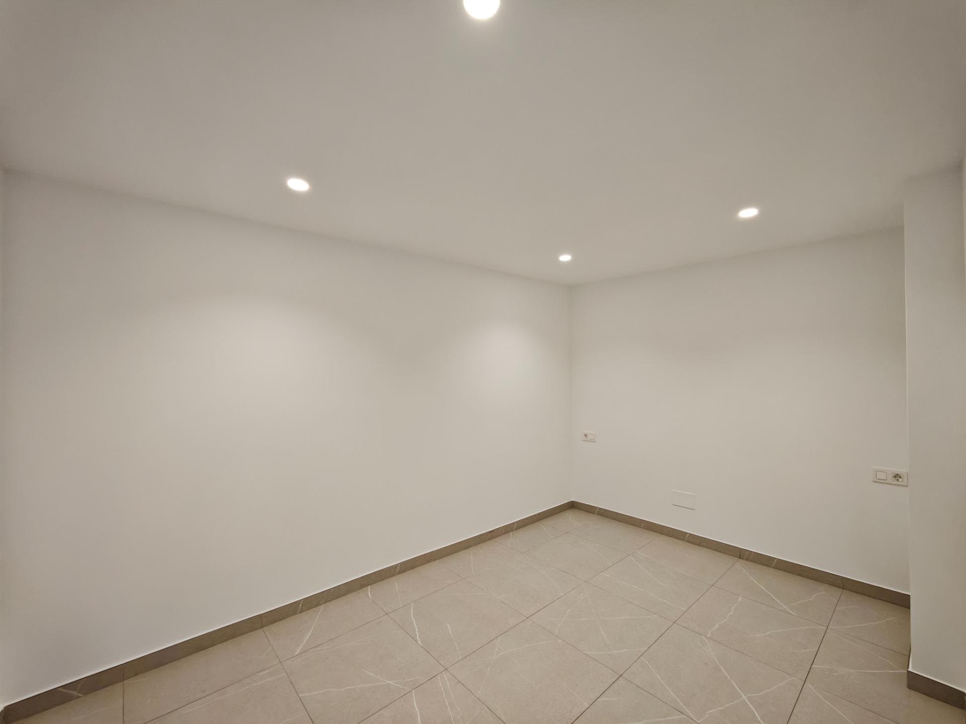 Villa de 6 Dormitorios en Los Alcázares - 44