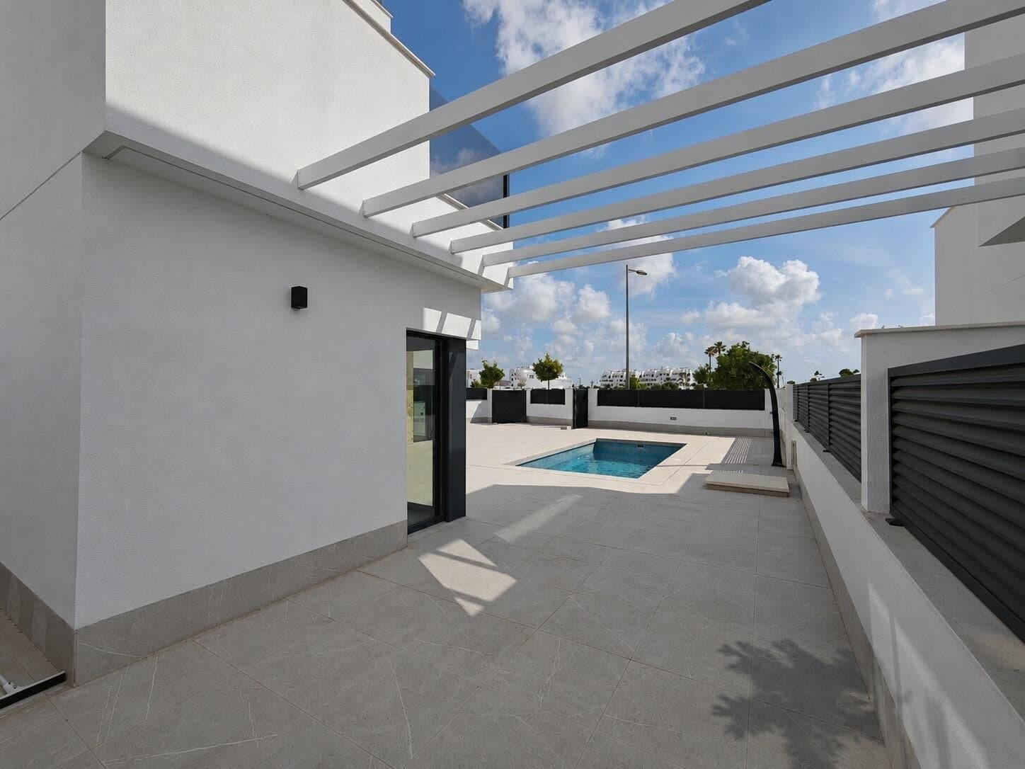 Villa de 6 Dormitorios en Los Alcázares - 6