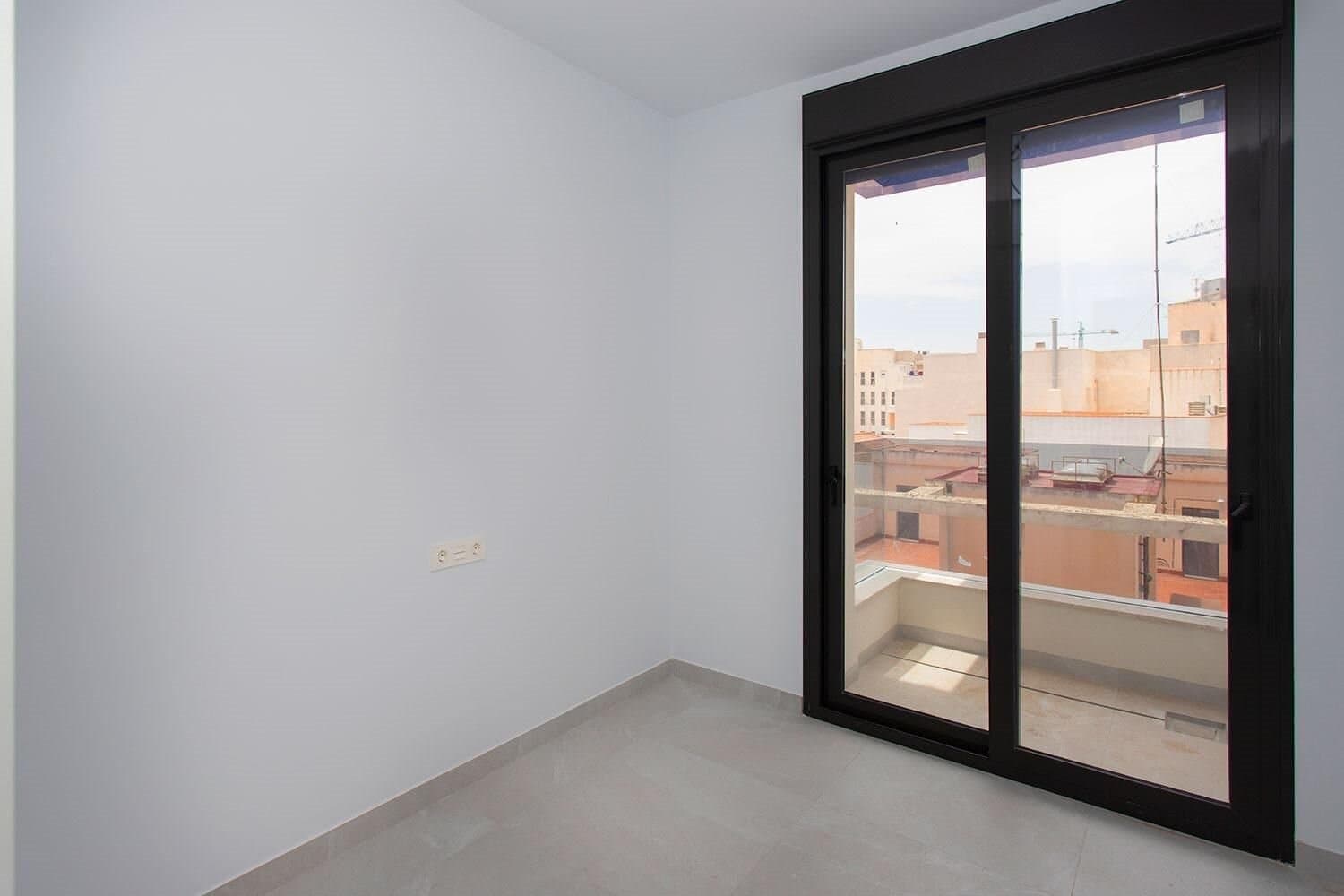 2-Bedroom Apartment in Playa del Cura, Torrevieja - 16