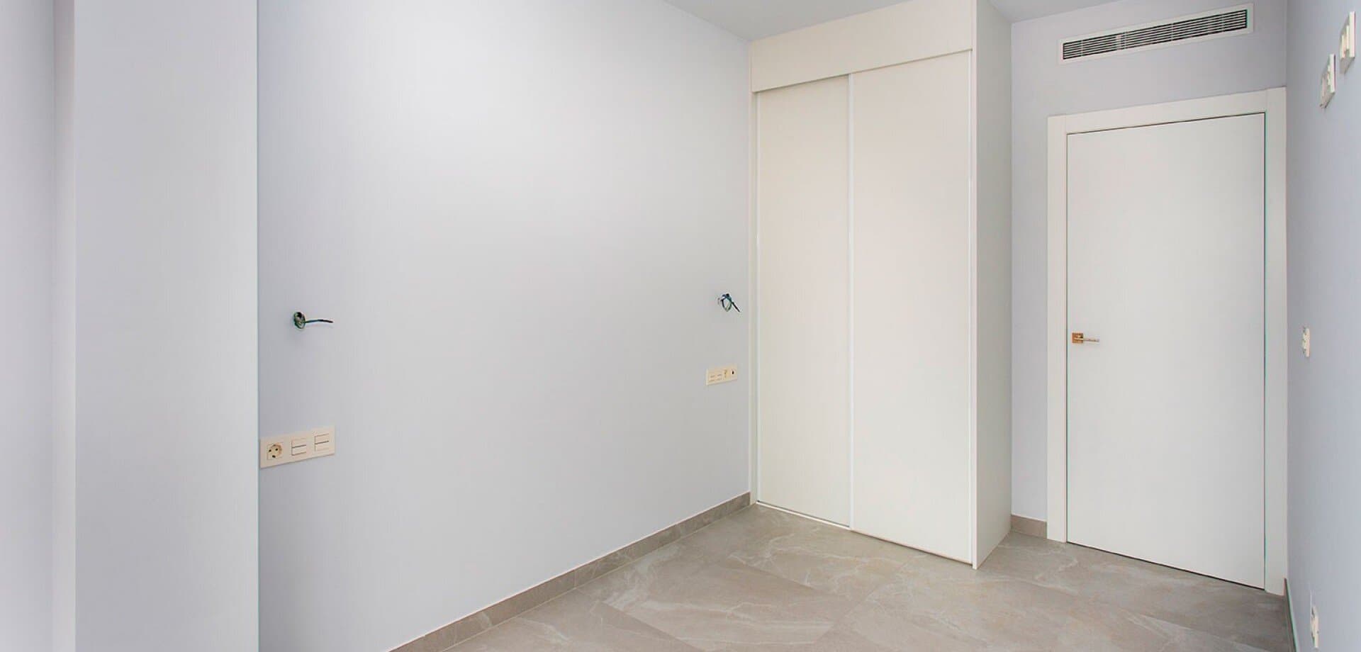 2-Bedroom Apartment in Playa del Cura, Torrevieja - 14