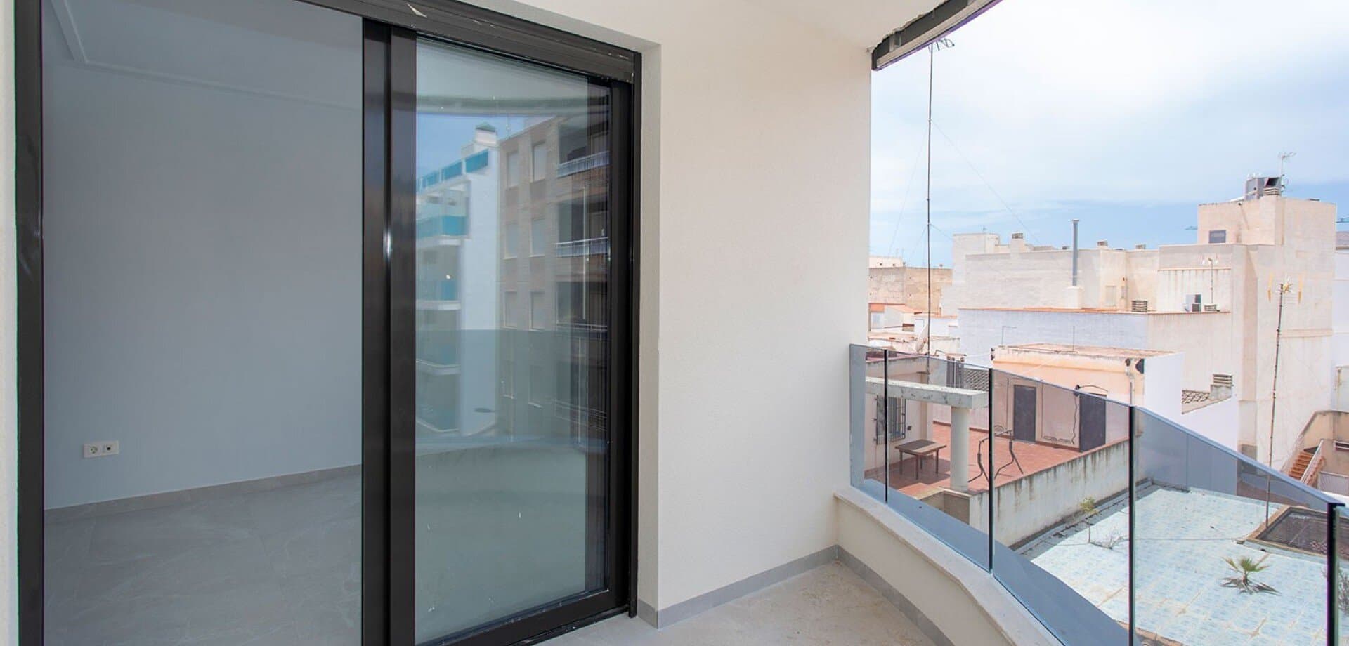 2-Bedroom Apartment in Playa del Cura, Torrevieja - 7