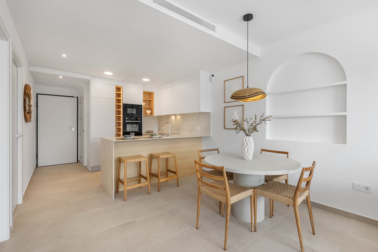 2-Bedroom Apartment in Los Alcázares - 5