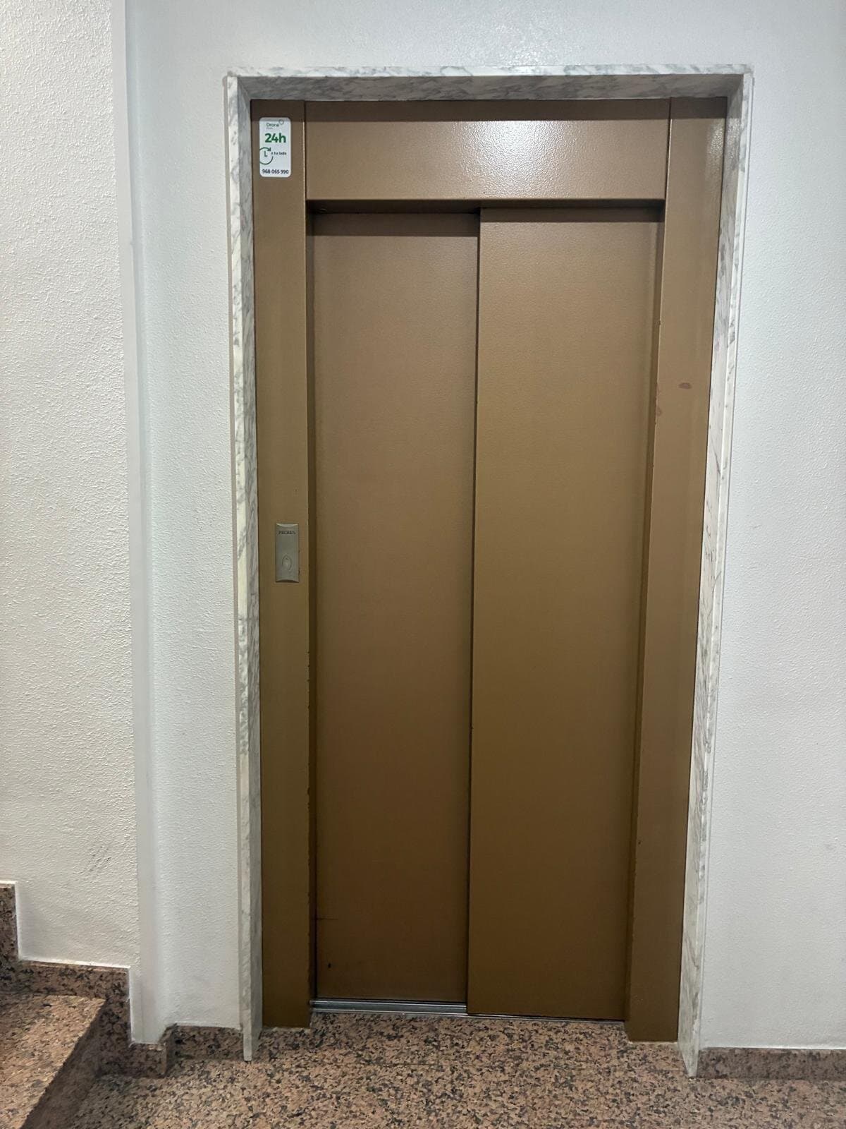 2-Bedroom Apartment in Torrevieja, Torrevieja - 20