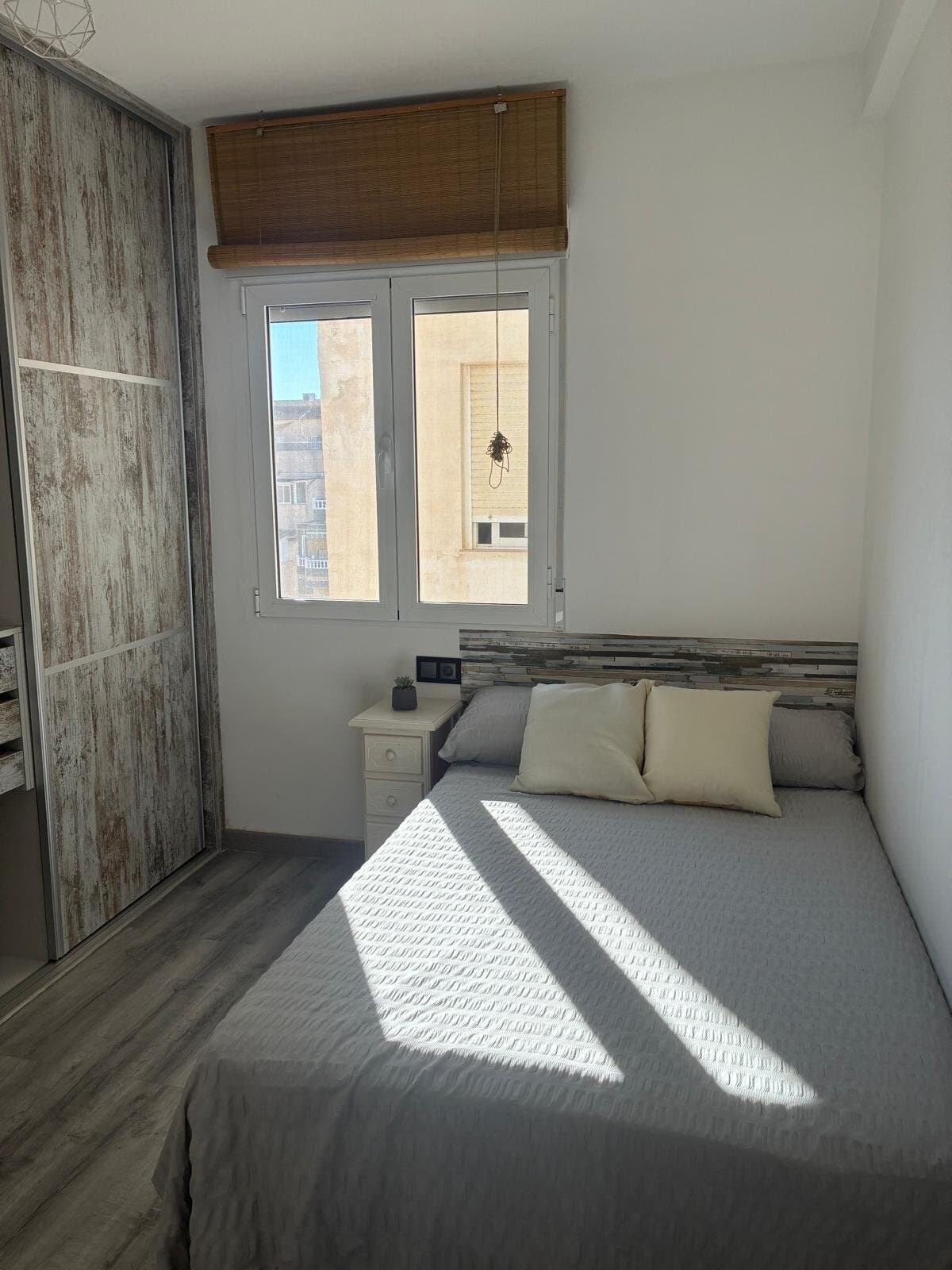 2-Bedroom Apartment in Torrevieja, Torrevieja - 4