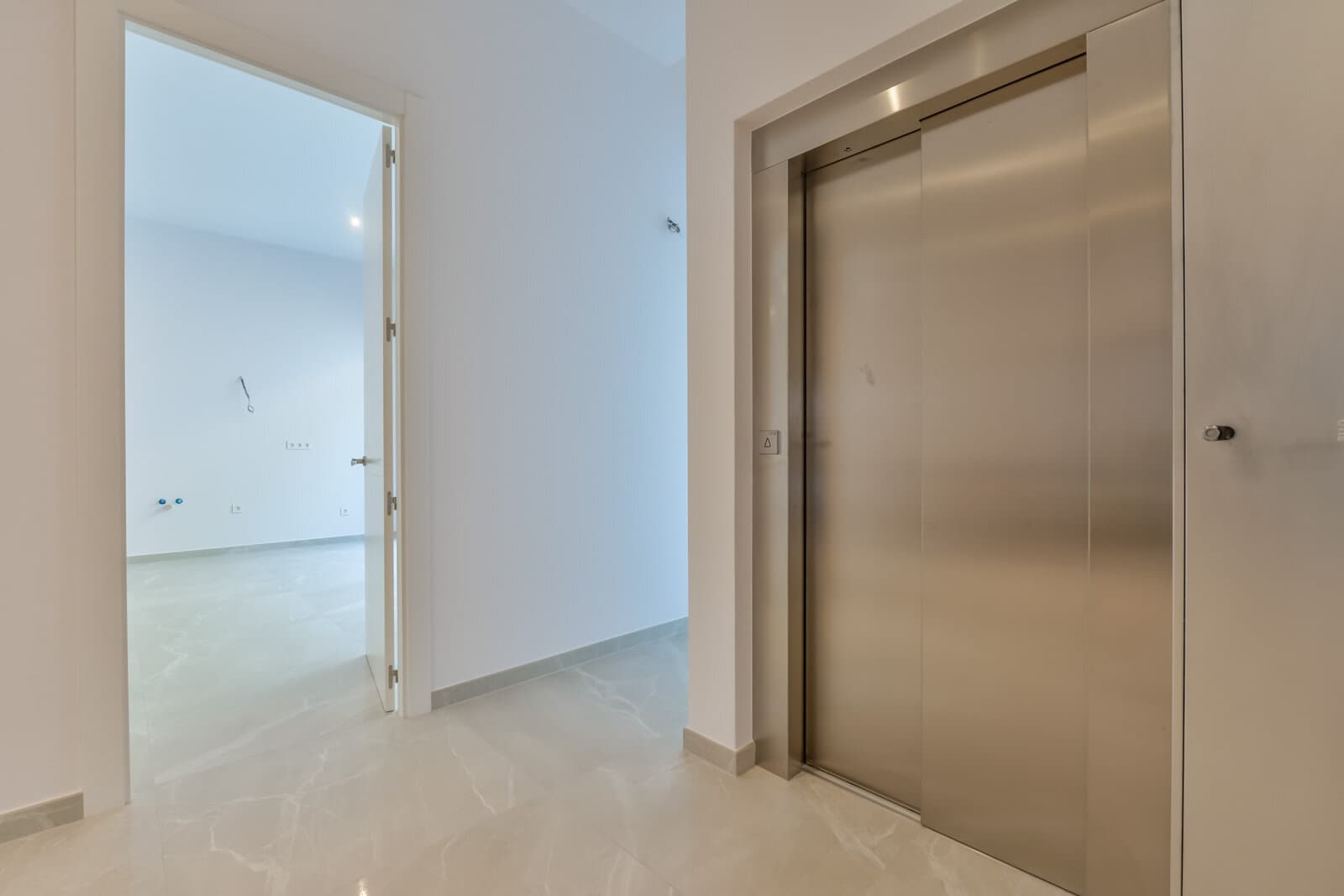 8-Bedroom Villa in Finestrat - 11