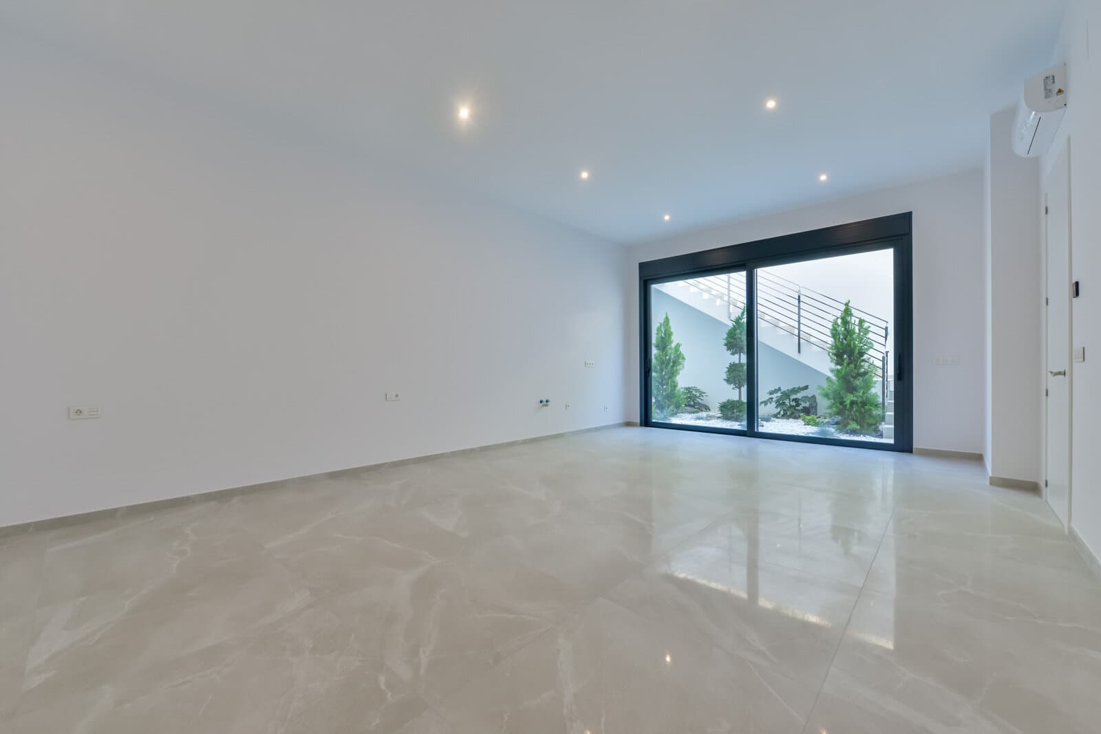 8-Bedroom Villa in Finestrat - 15