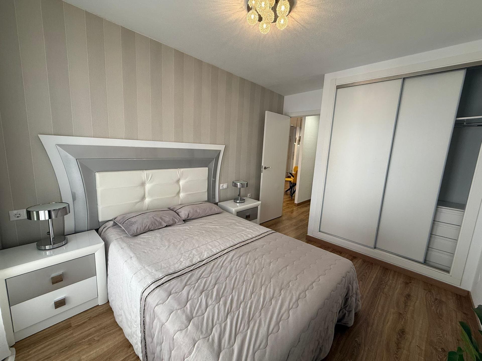 2-Bedroom Apartment in Centro, Torrevieja - 10