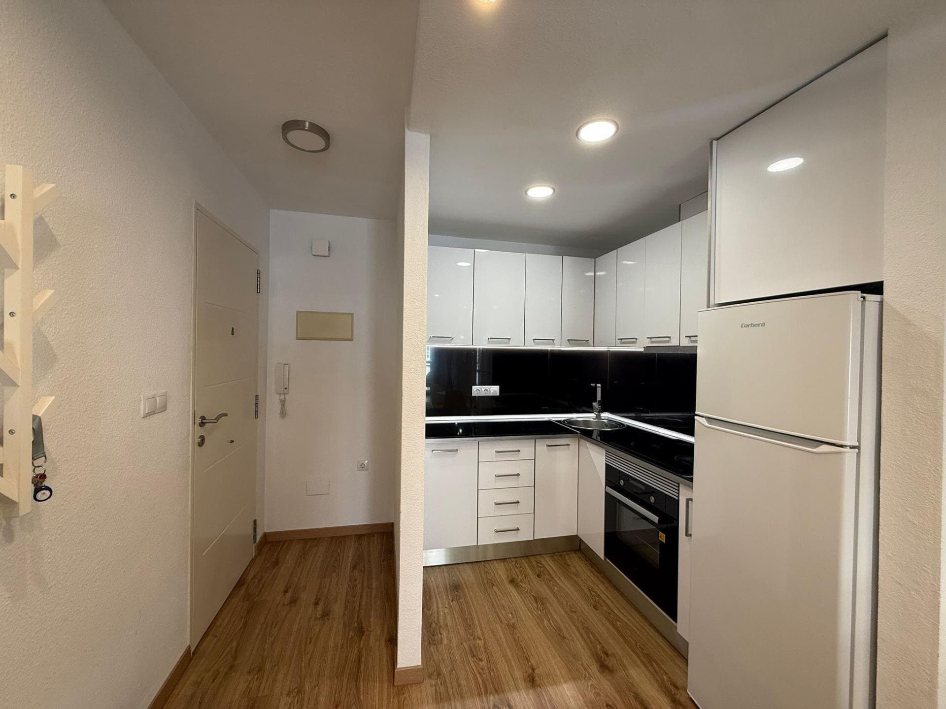 2-Bedroom Apartment in Centro, Torrevieja - 7