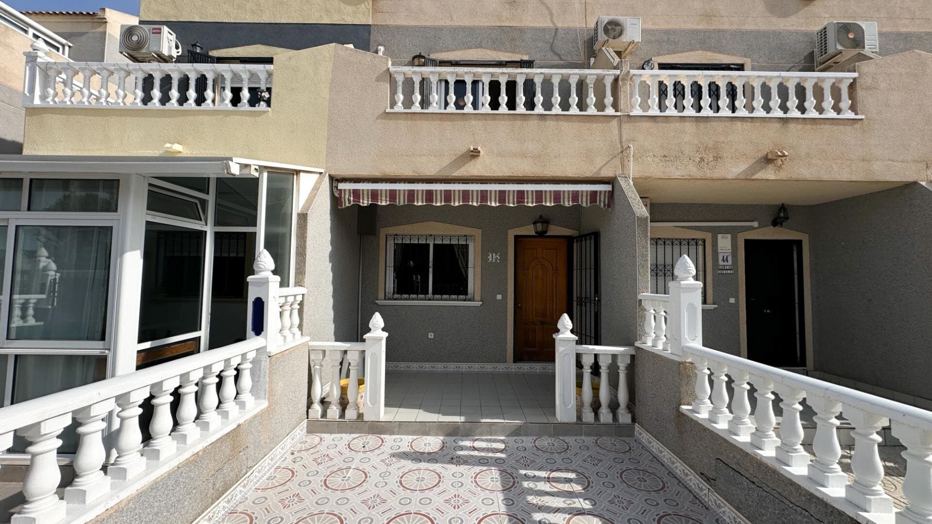 2-Bedroom House in Playa Flamenca, Orihuela Costa - 37