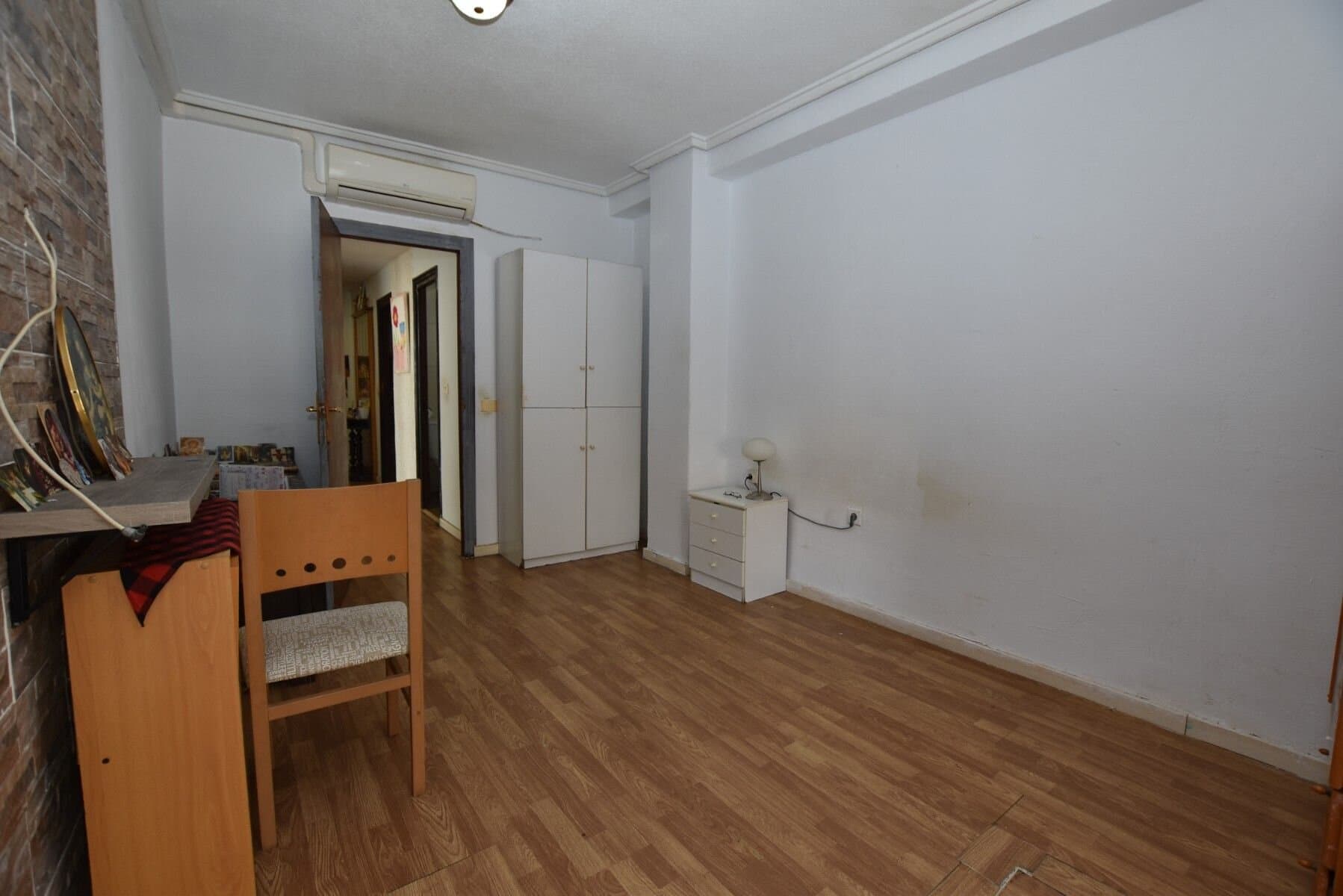 2-Bedroom Apartment in Torrevieja, Torrevieja - 17