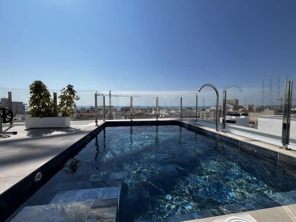 Apartamento de 2 Dormitorios en Playa del Cura, Torrevieja