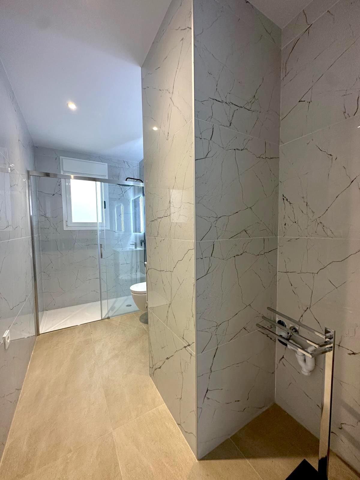 2-Bedroom Apartment in Habaneras, Torrevieja - 10