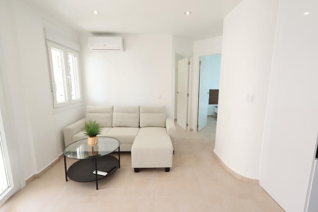 2-Bedroom Bungalow in Cabo Roig, Cabo Roig - 7
