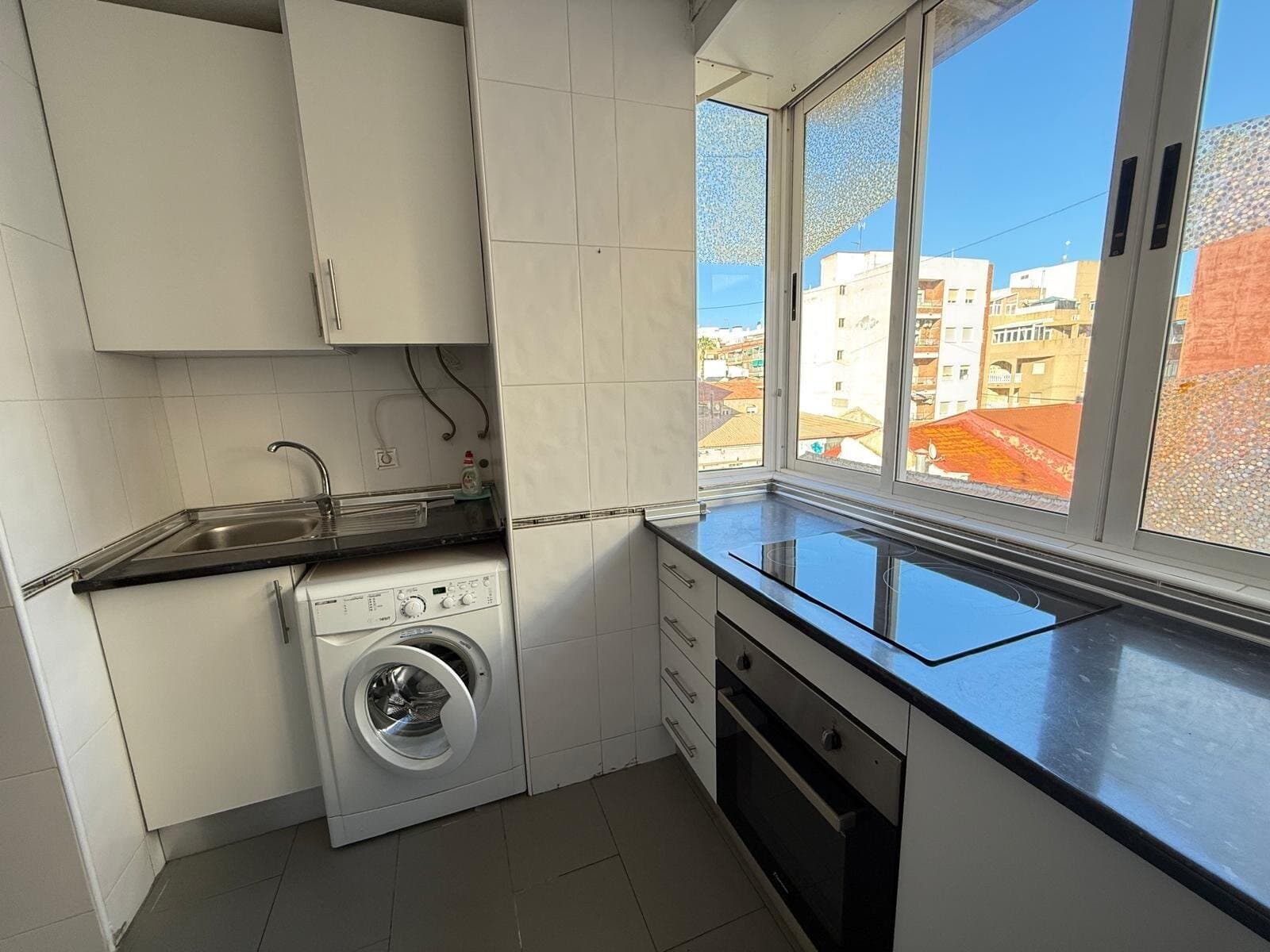 1-Bedroom Apartment in Torrevieja, Torrevieja - 6