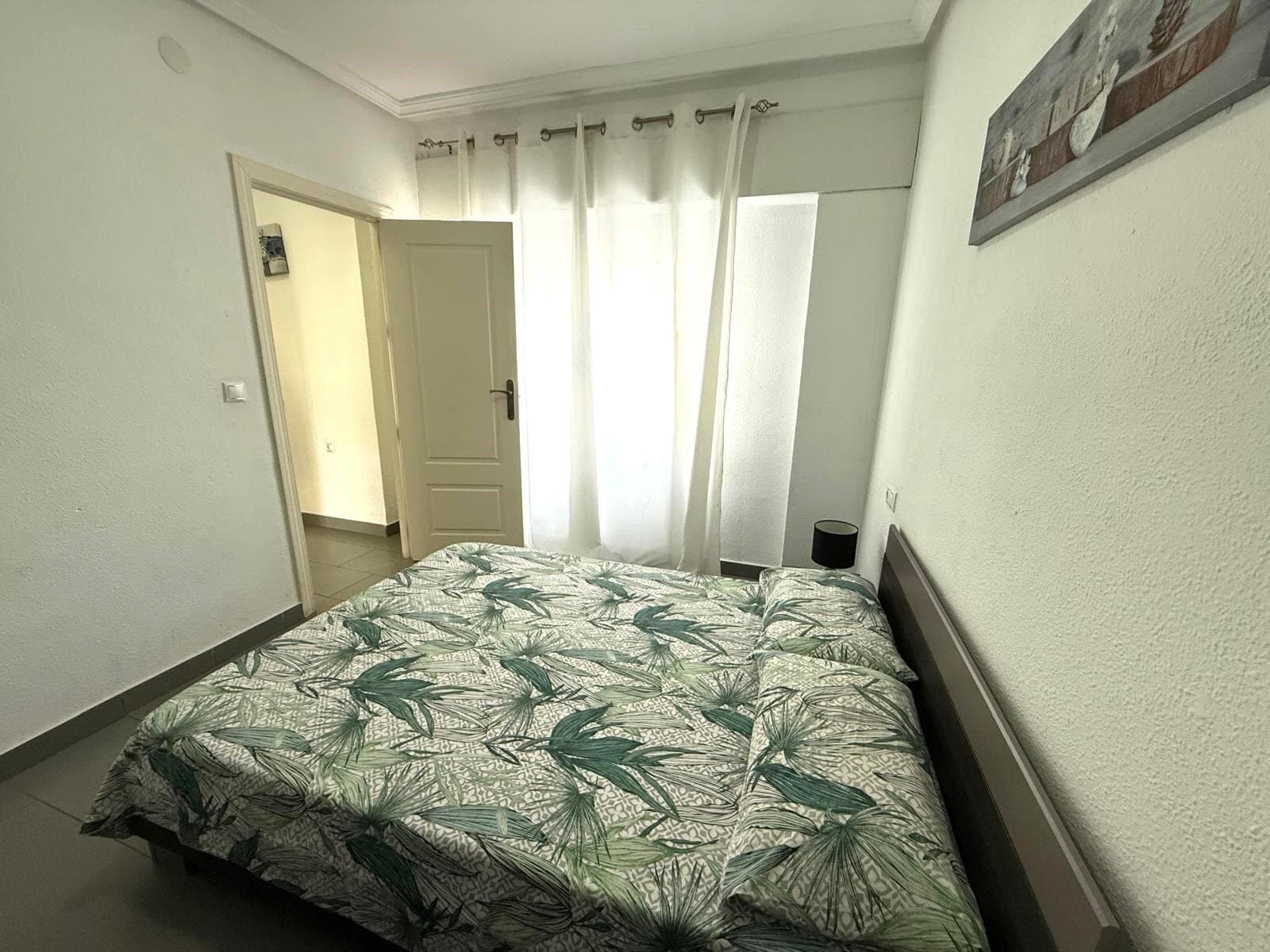 1-Bedroom Apartment in Torrevieja, Torrevieja - 8