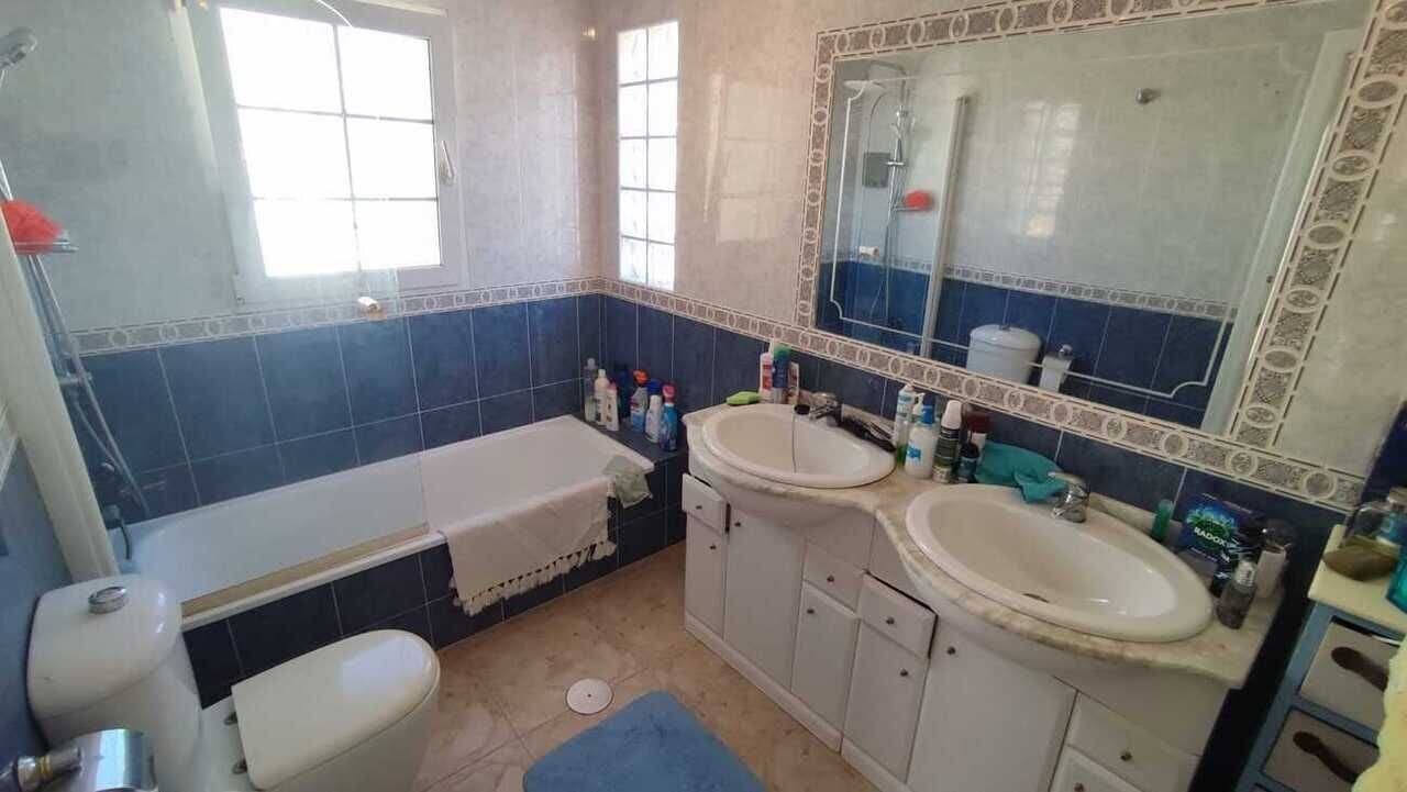 Casa de 3 Dormitorios en La Zenia, Orihuela Costa - 4