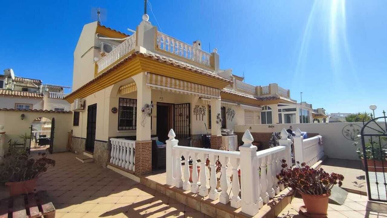 Casa de 3 Dormitorios en La Zenia, Orihuela Costa - 9