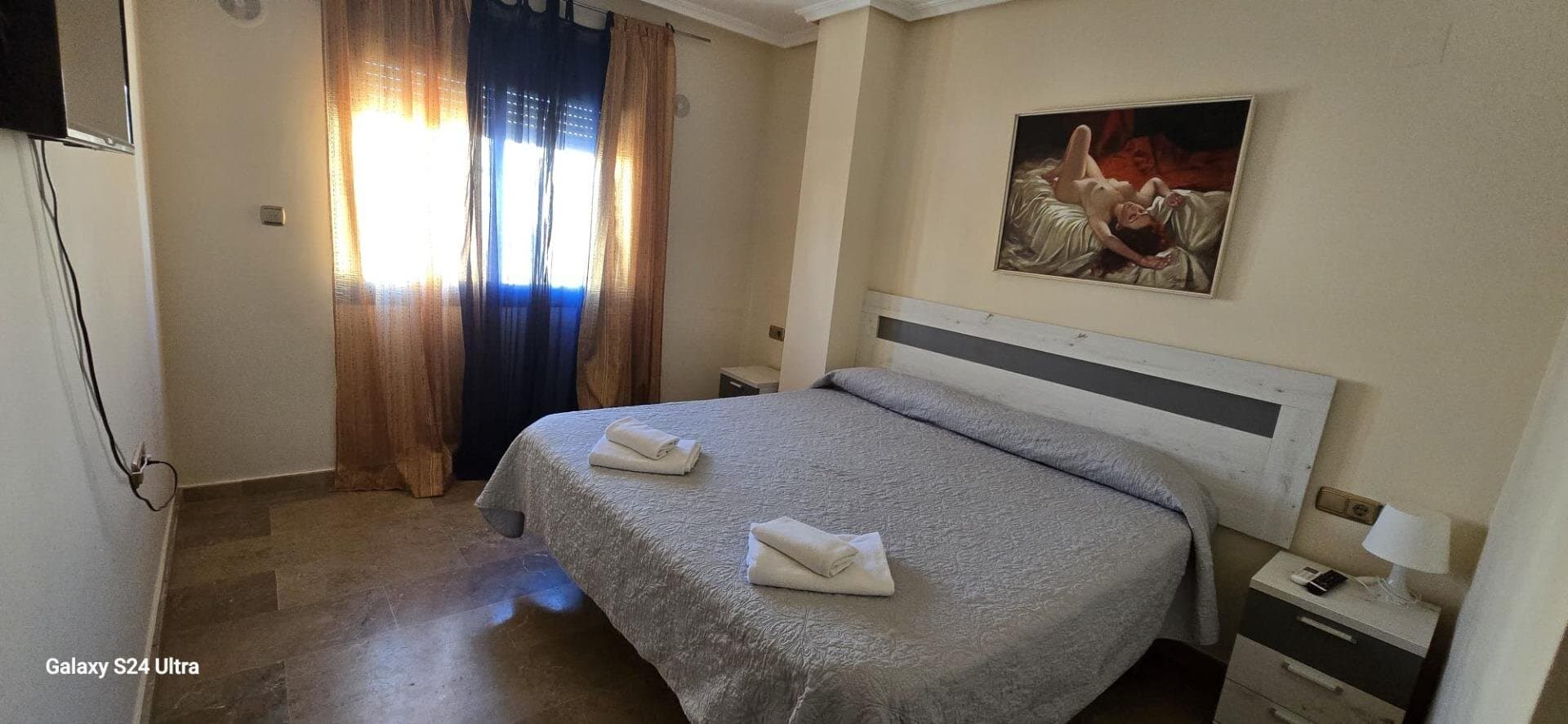 4-Bedroom Apartment in Torrevieja, Torrevieja - 12