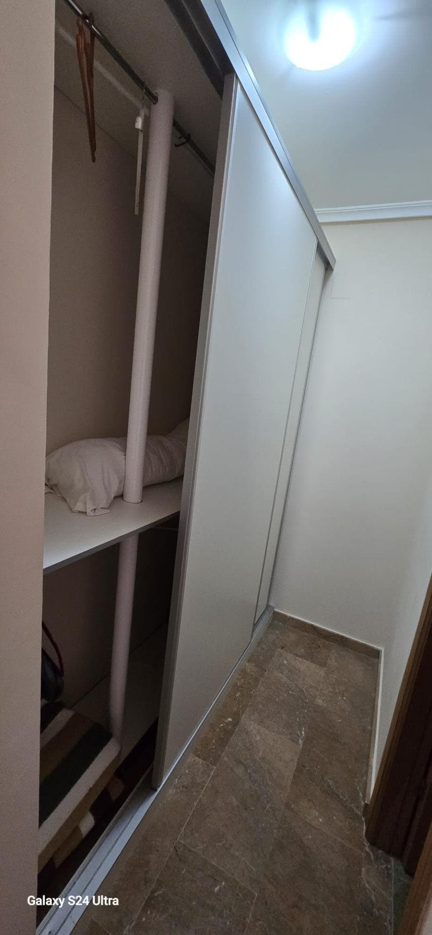 4-Bedroom Apartment in Torrevieja, Torrevieja - 13