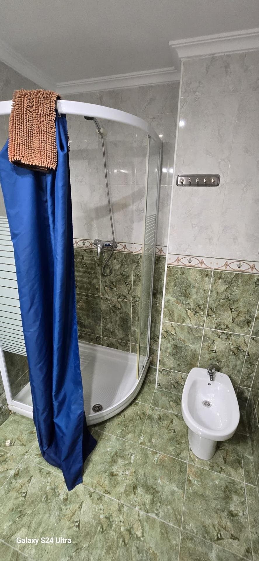 4-Bedroom Apartment in Torrevieja, Torrevieja - 15