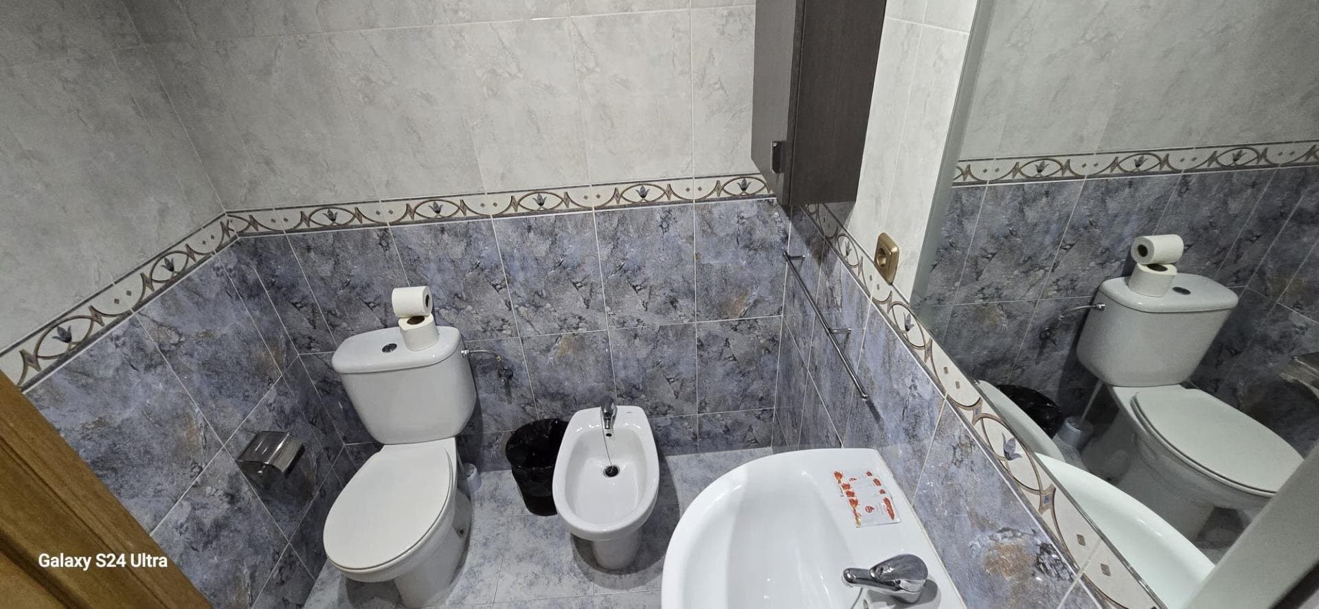 4-Bedroom Apartment in Torrevieja, Torrevieja - 18