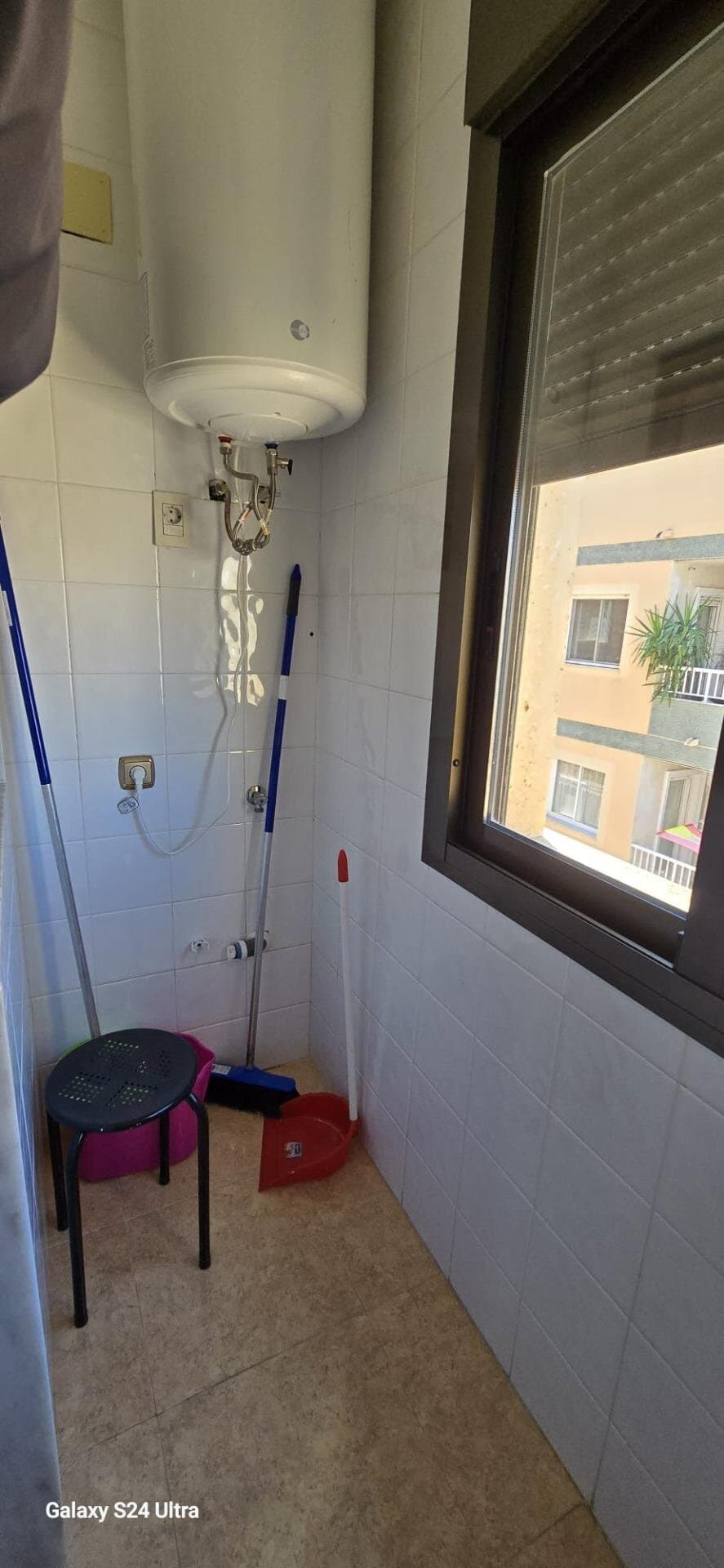 4-Bedroom Apartment in Torrevieja, Torrevieja - 7