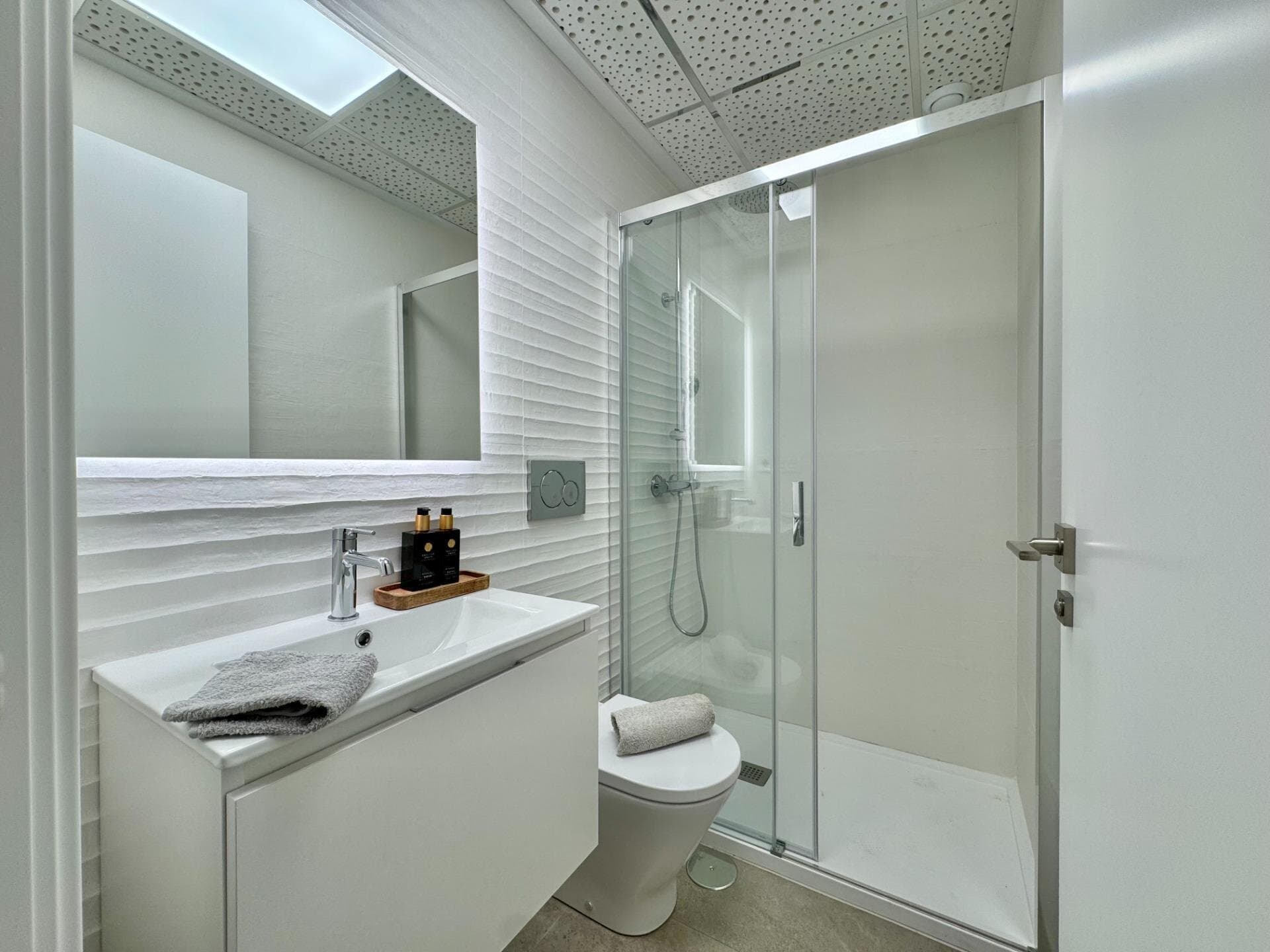 2-Bedroom Apartment in Habaneras, Torrevieja - 10