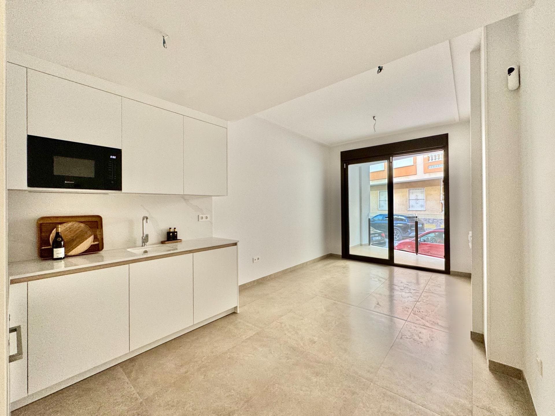 2-Bedroom Apartment in Habaneras, Torrevieja - 14
