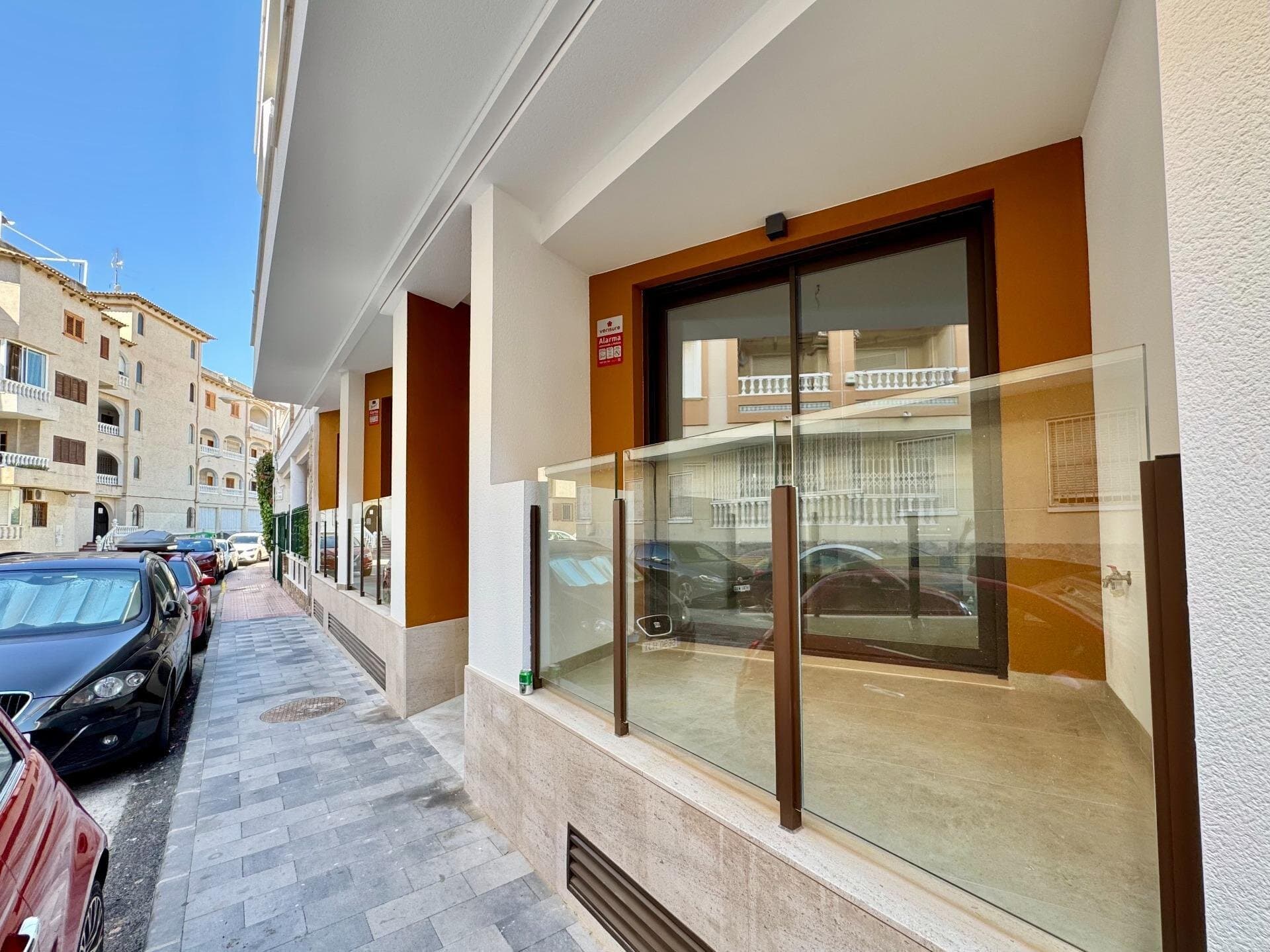 2-Bedroom Apartment in Habaneras, Torrevieja - 31