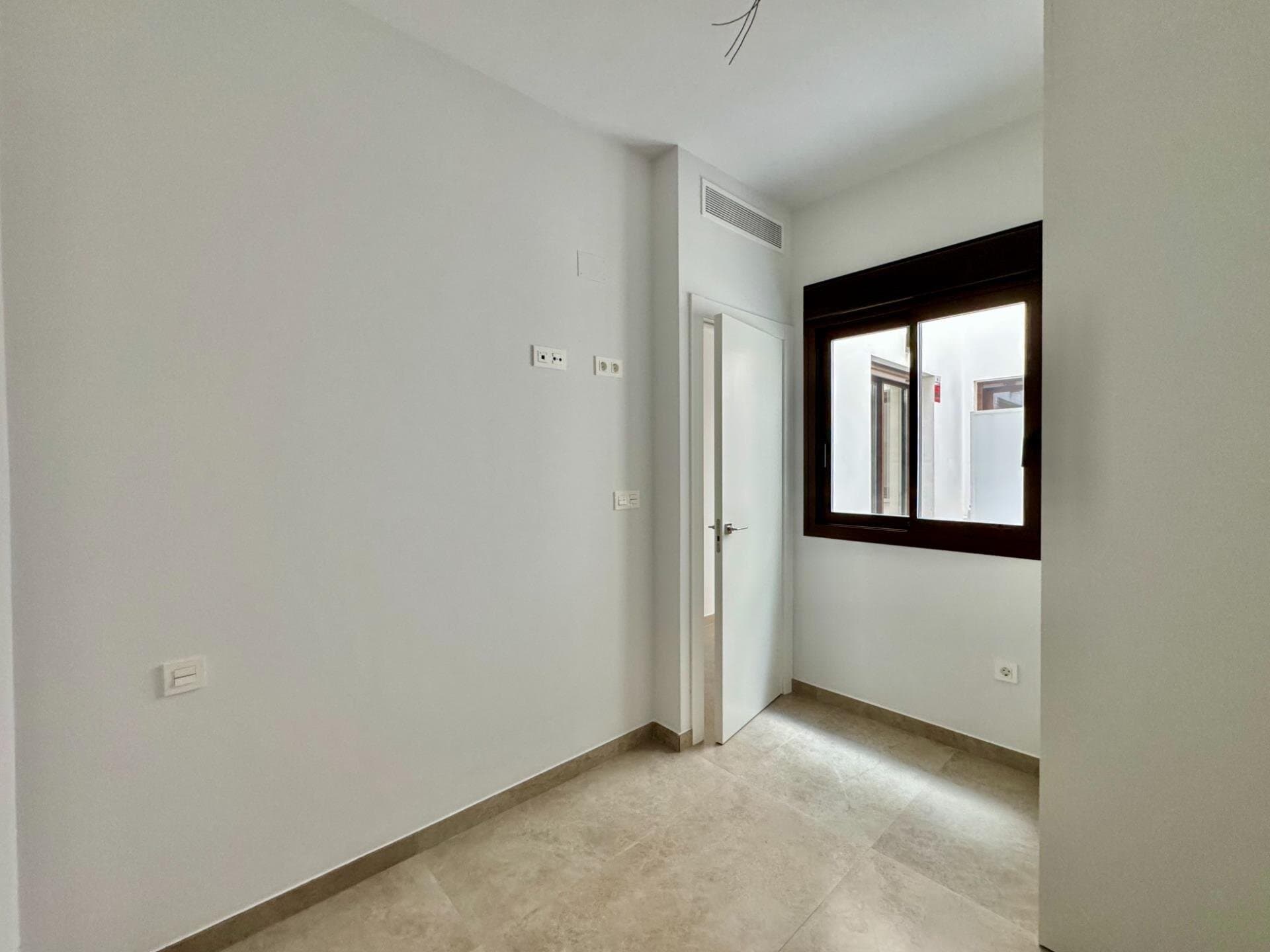 2-Bedroom Apartment in Habaneras, Torrevieja - 6
