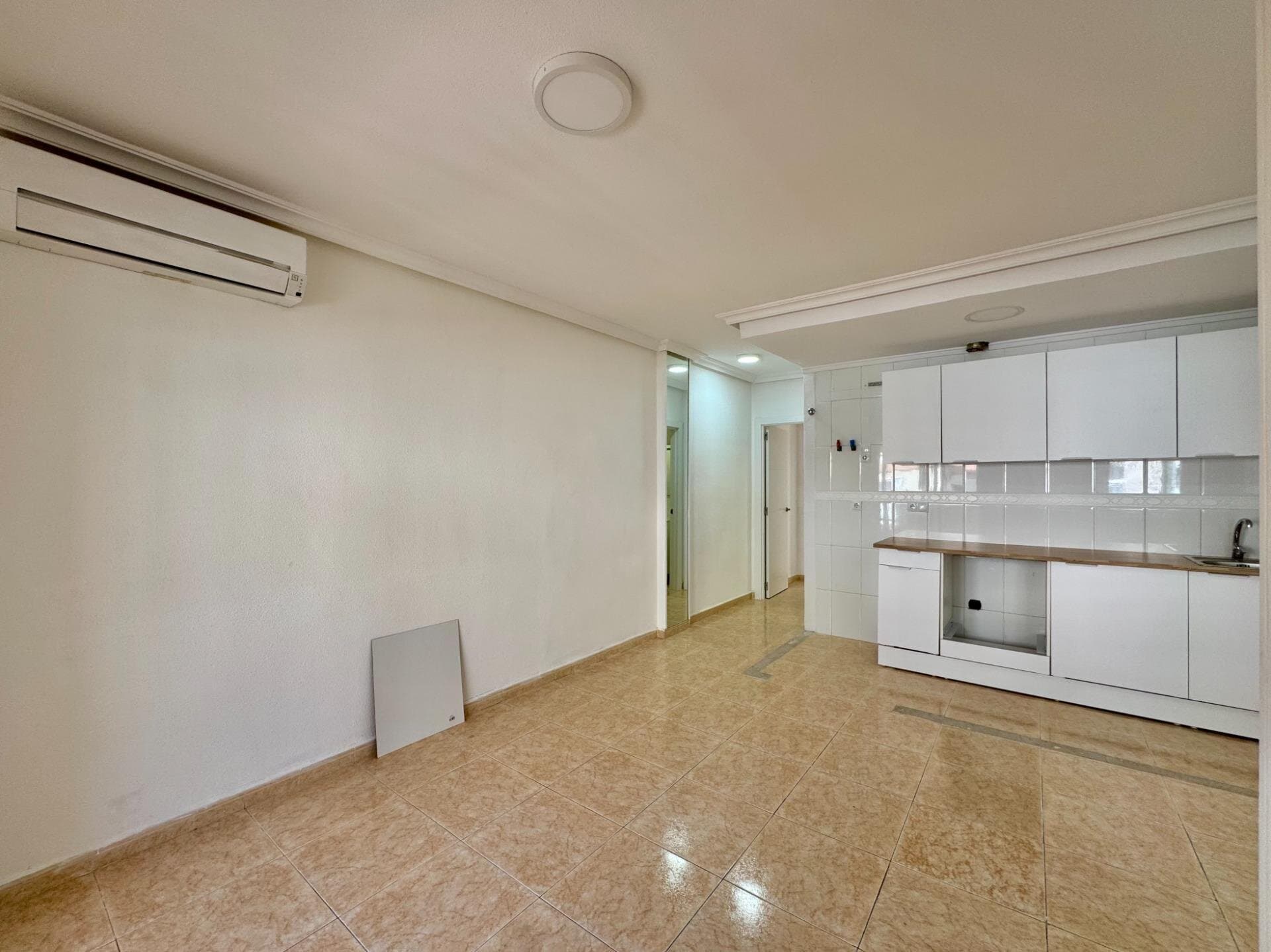 Appartement met 2 Slaapkamers in Torrevieja - 12