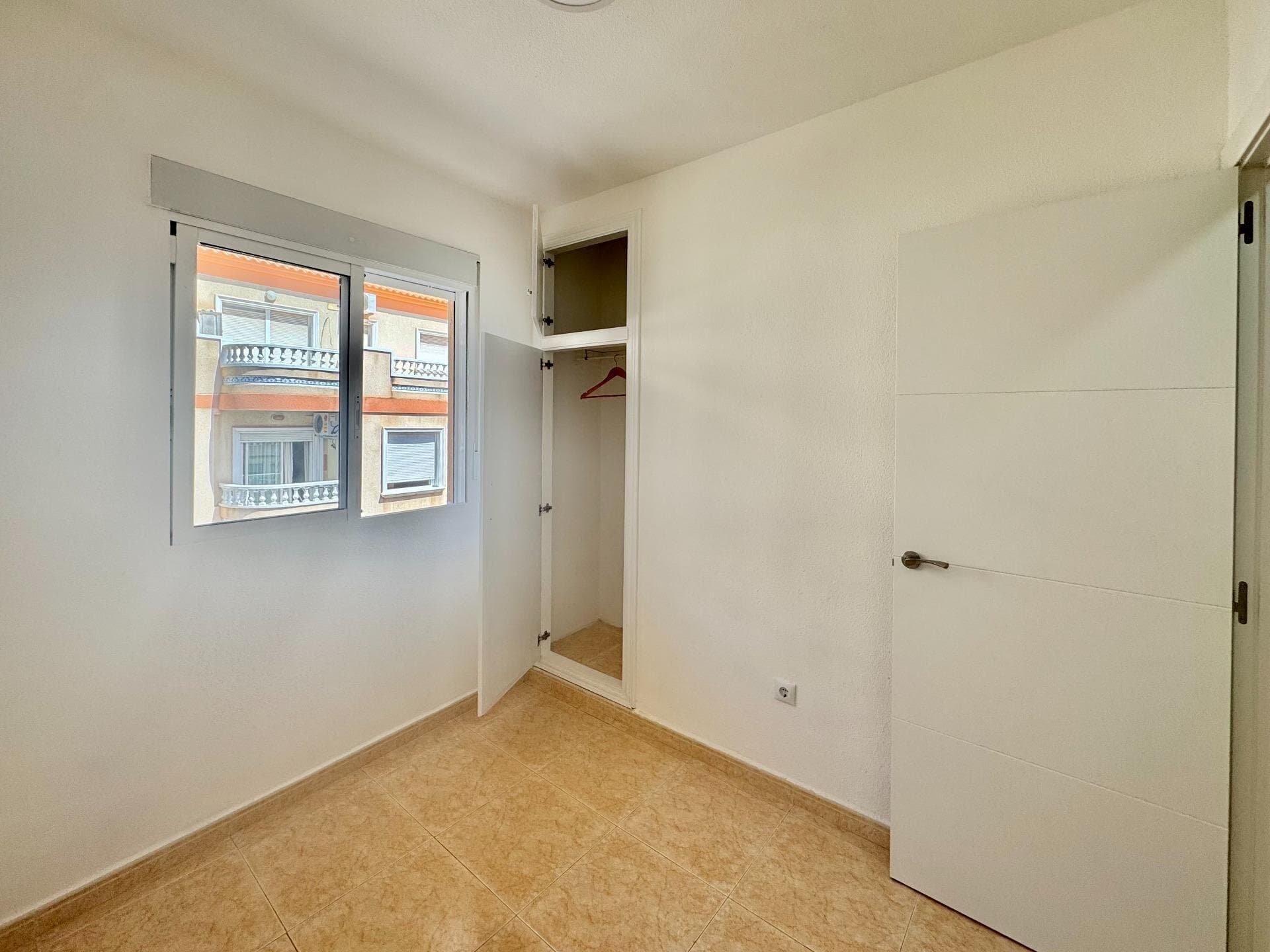 Appartement met 2 Slaapkamers in Torrevieja - 3