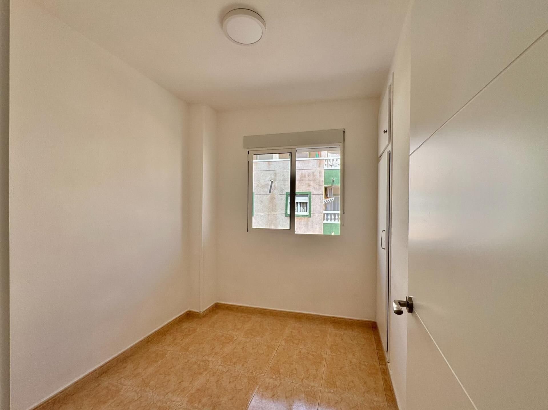 Appartement met 2 Slaapkamers in Torrevieja - 5