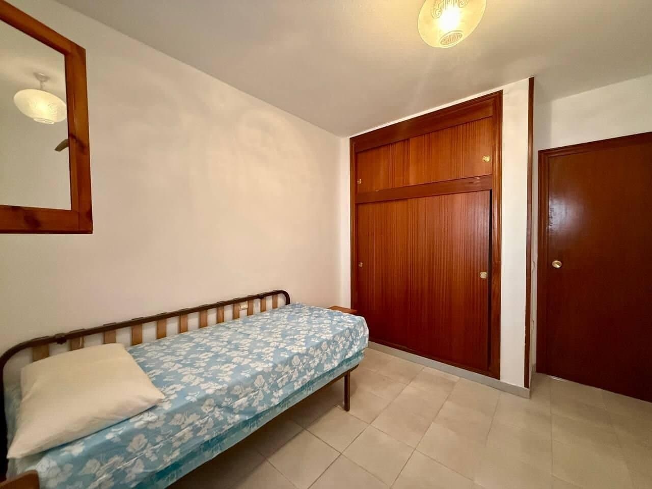 2-Bedroom Apartment in Estacion de Autobuses, Torrevieja - 10