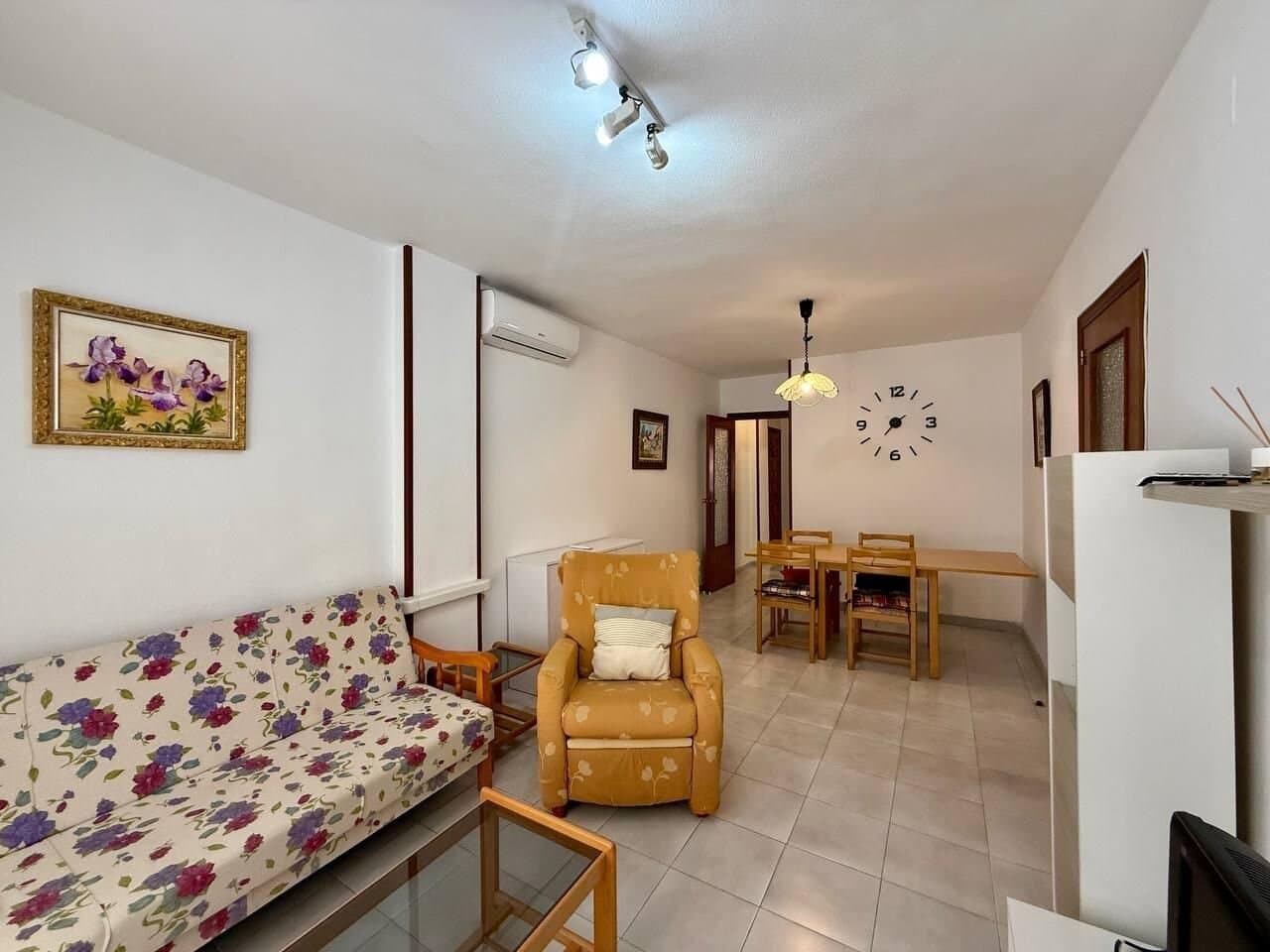 2-Bedroom Apartment in Estacion de Autobuses, Torrevieja - 13