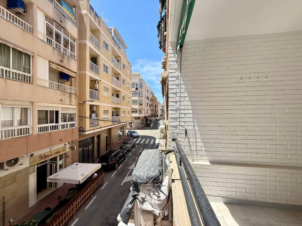 2-Bedroom Apartment in Estacion de Autobuses, Torrevieja - 18