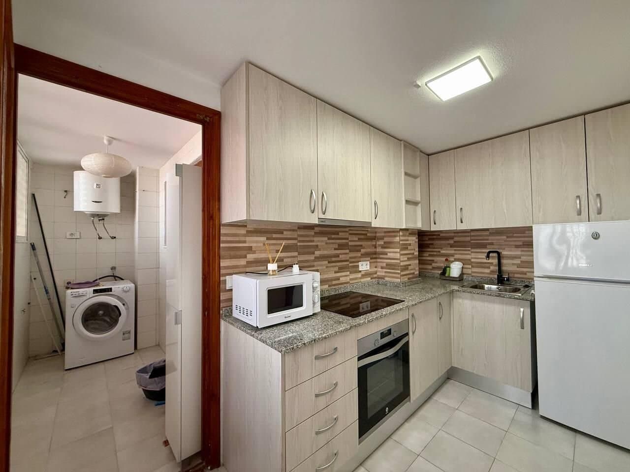 2-Bedroom Apartment in Estacion de Autobuses, Torrevieja - 20