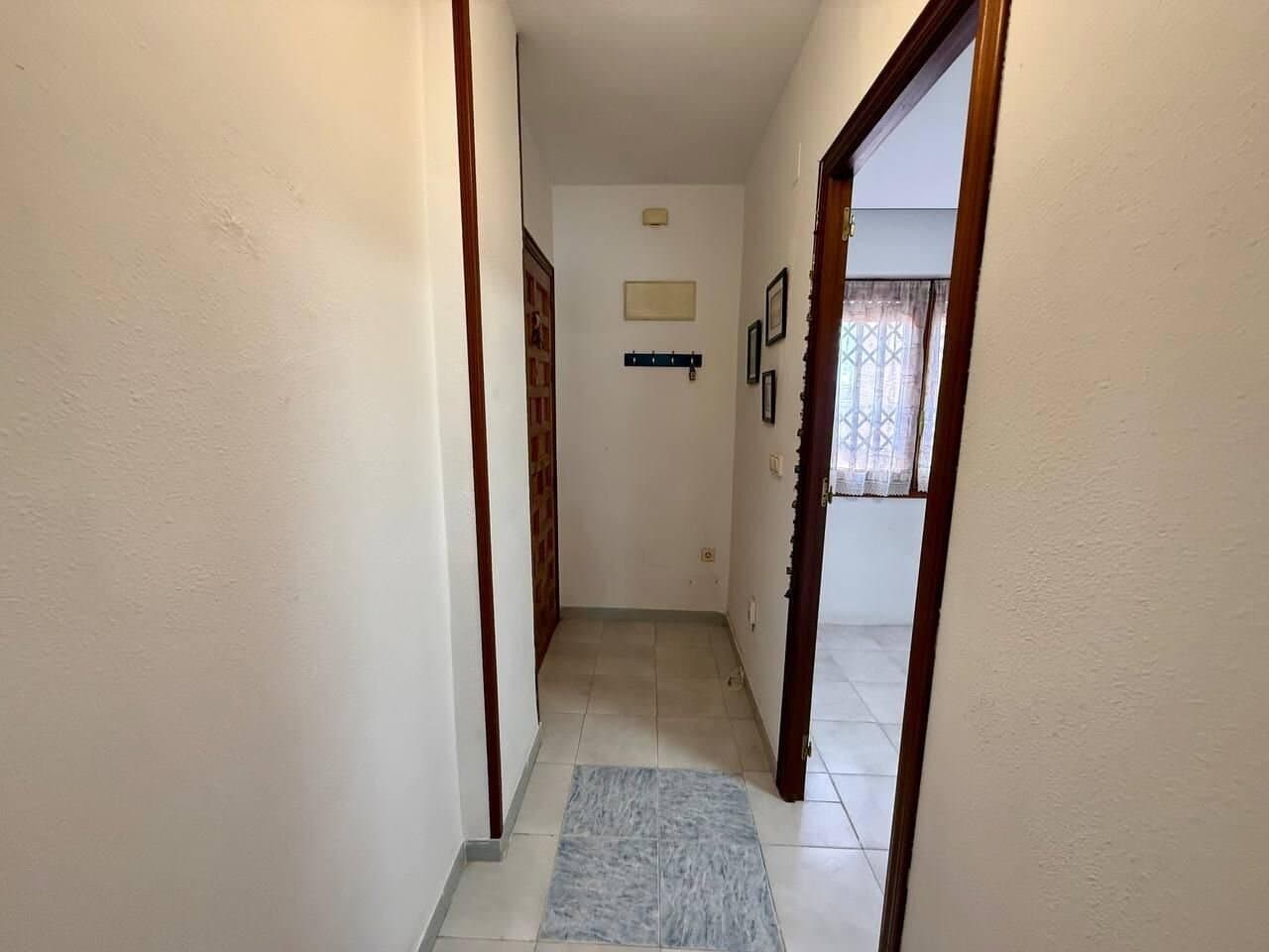 2-Bedroom Apartment in Estacion de Autobuses, Torrevieja - 22